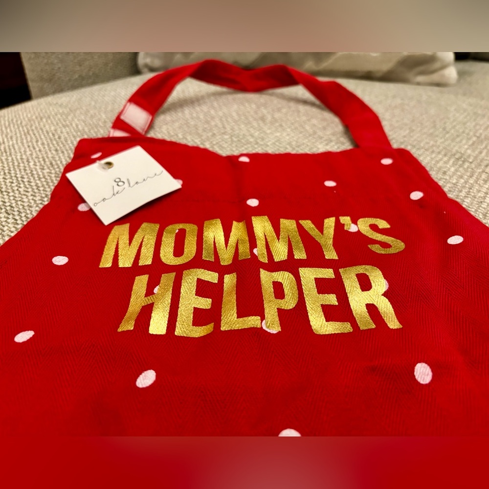 Apron (NWT) - Picture 2 of 8